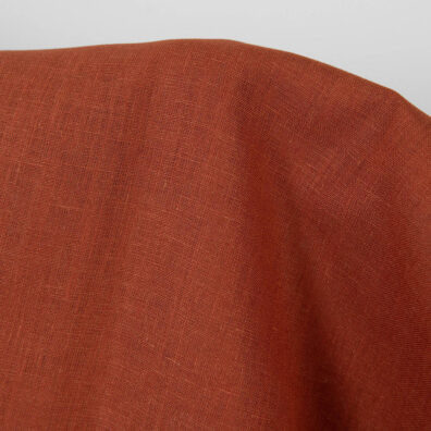 Lino audinys šiltos rudos spalvos 150cm pločio