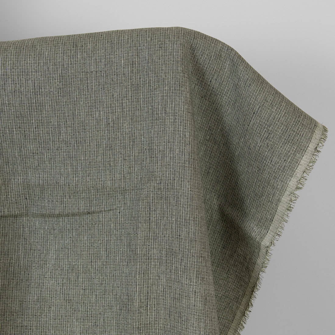 Lino audinys žaliai-juodai raštuotas