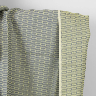 Lininis audinys pilkai gelsvas raštuotas