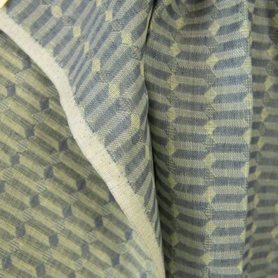 Lininis audinys pilkai gelsvas raštuotas 150cm pločio
