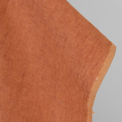 Lininis audinys raudonai rudas melanžinis 150cm pločio