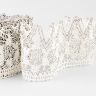 Lininis nėrinys baltos ir natūralios spalvos 10cm pločio