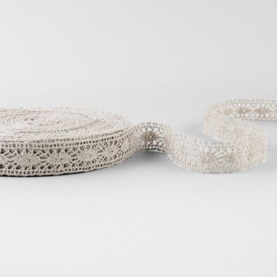 Lininis nėrinys natūralios spalvos Nr. 97