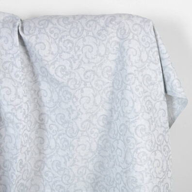 Puslininis žakardinis baltas ir pilkas blizgantis audinys