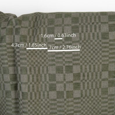 Puslininis audinys žalias languotas ruoželio raštas, su matnenimis