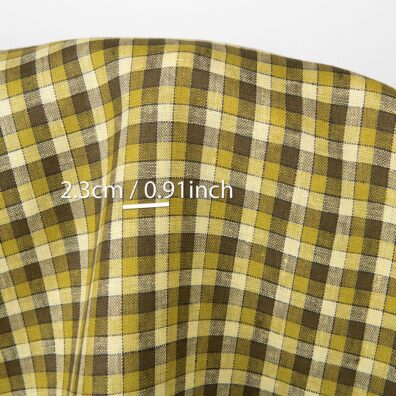 Lininis audinys gelsvai žalsvais langeliais, su išmatavimais