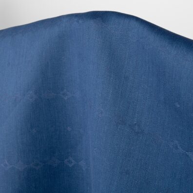 Lininis audinys tamsios pilkšvos mėlynos spalvos su rombais, žakardinis