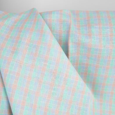 Puslininis audinys šviesiais pasteliniais langeliais, 150cm pločio