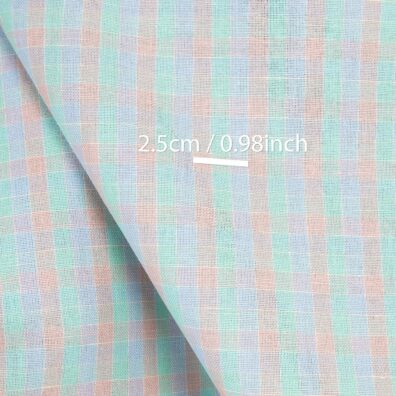 Puslininis audinys šviesiais pasteliniais langeliais, su matmenimis