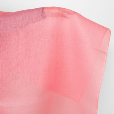 Lininis audinys retas ryškiai rožinis