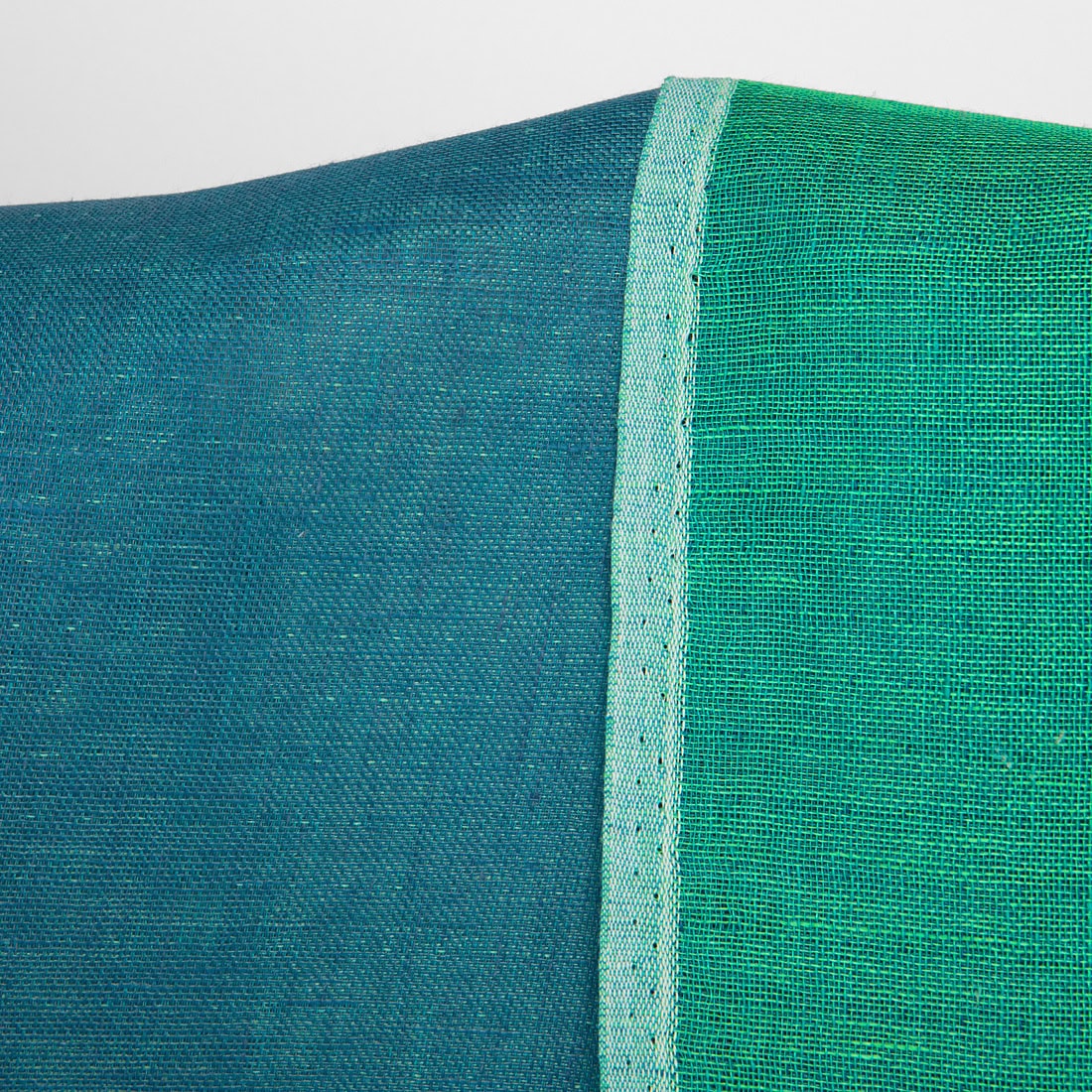 Lininis audinys dvipusis mėlynos ir šaltai žalios, dvisluoksnis