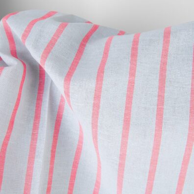 Puslininis audinys šviesiai pilkas su ryškiai rausvais dryžiais, 150cm pločio