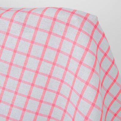 Puslininis audinys pilkas su ryškiai rausvais langeliais, 150cm pločio