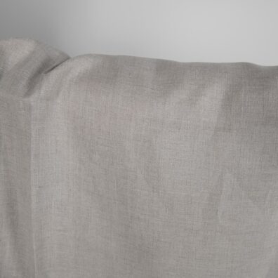 Lekkie, delikatnie tkane.