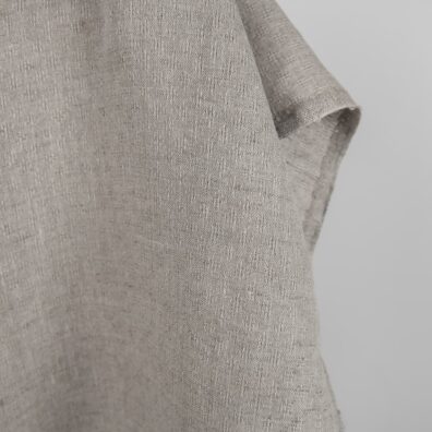 Tkanina idealna na szycie produktów konfekcji kuchennej i stołowej, a także pościeli oraz delikatnych zasłon.