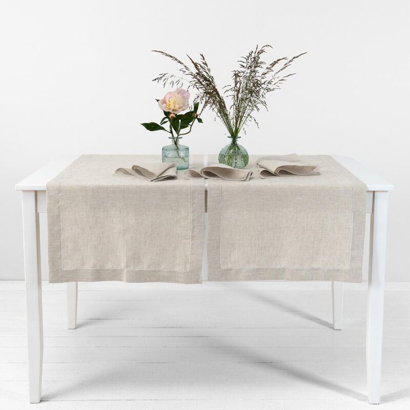 AIRA szary bieżnik stołowy