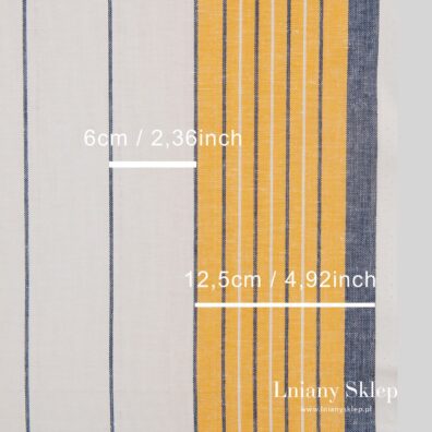 Śnieżnobiała w paski wąska tkanina