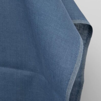 Tkanina 100% lniana o barwie przypominającej niebiesko - szary dżins