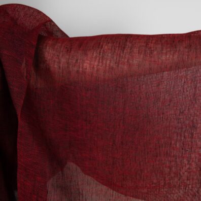 Tkanina cieniutka, przeźroczysta, jakościowa i lekka.