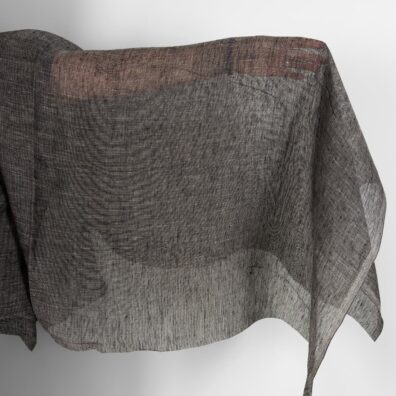 Przeźroczysta ciemna szara tkanina lniana