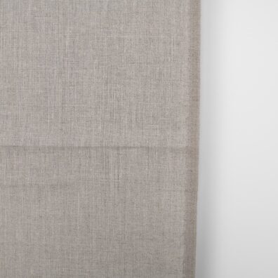 Jakościowa, lekka tkanina o barwie naturalnej. Idealnie się nadaje na szycie najróżniejszych tekstyliów domowych.