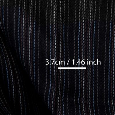 Gęsto tkana, ciężka, dość gruba tkanina lniana.