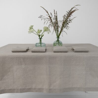 Naturalnie szary obrus