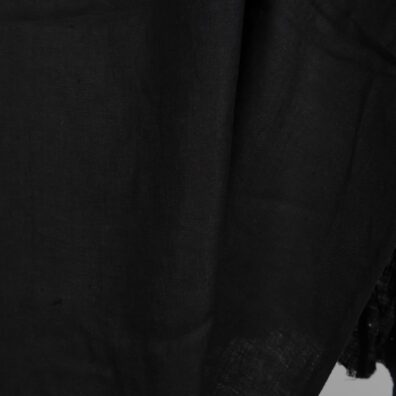 Czarna, prana tkanina lniana