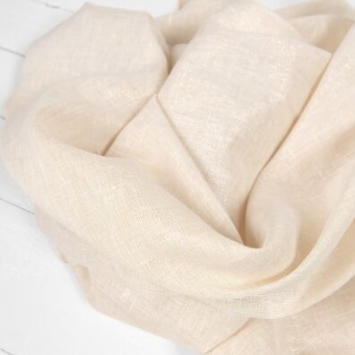 Len połyskujący złotem.