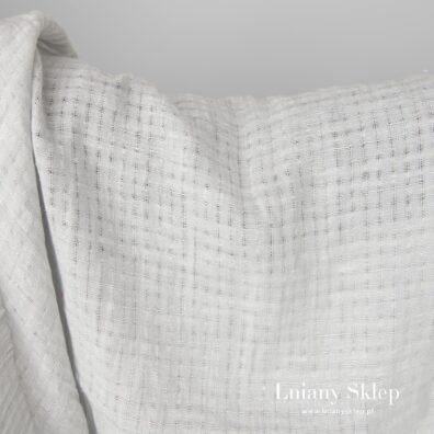 Jasnoszara tkanina na firanki, lekkie produkty.