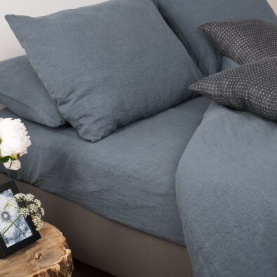 Grafitowa pościel lniana. Prześcieradło.