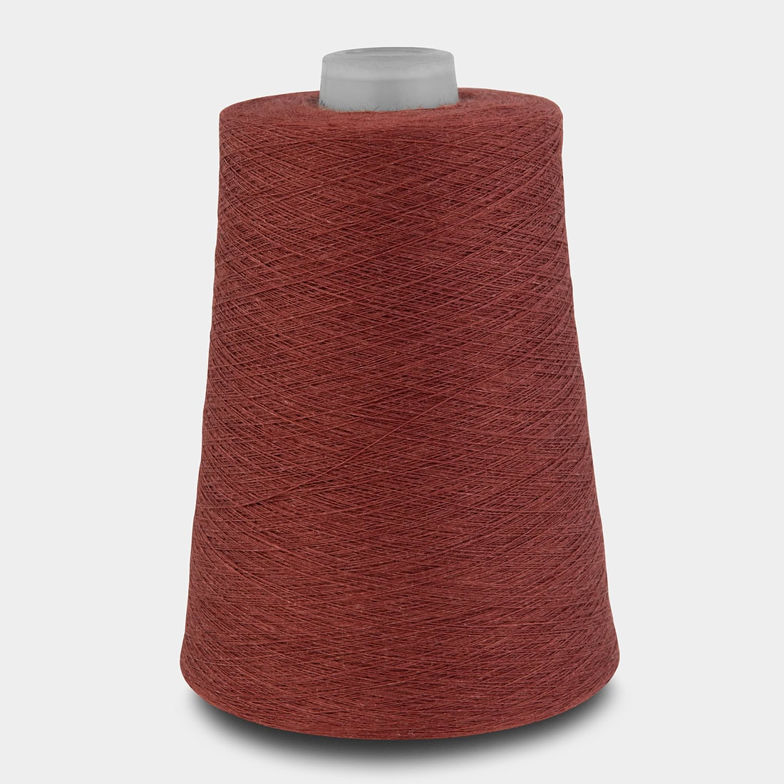 Brązowa przędza lniana