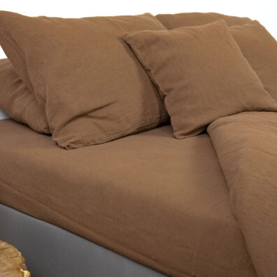 Brązowa pościel lniano bawełniana. Prześcieradło.