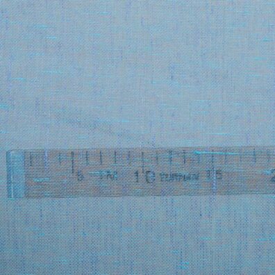 Lniana tkanina przeźroczysta błękitna.