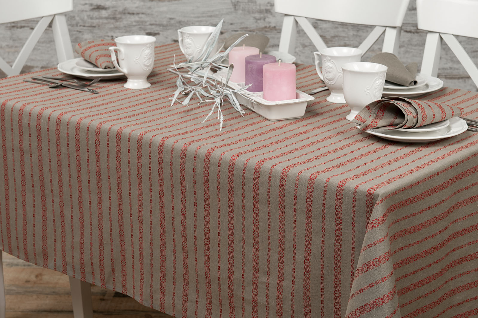 ORNA lniany szary obrus w czerwone ornamenty