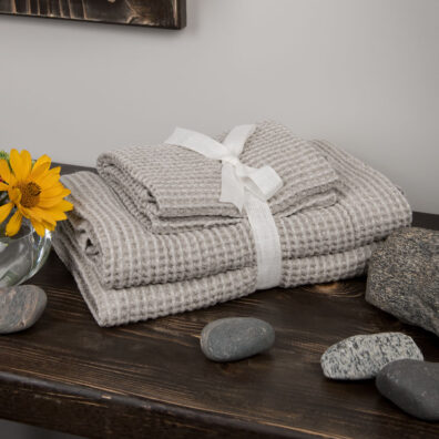 ręcznik z naturalnej zmiękczanej tkaniny