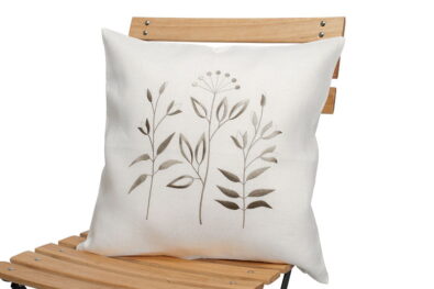 Biała lniana haftowana powłoczka na poduszkę