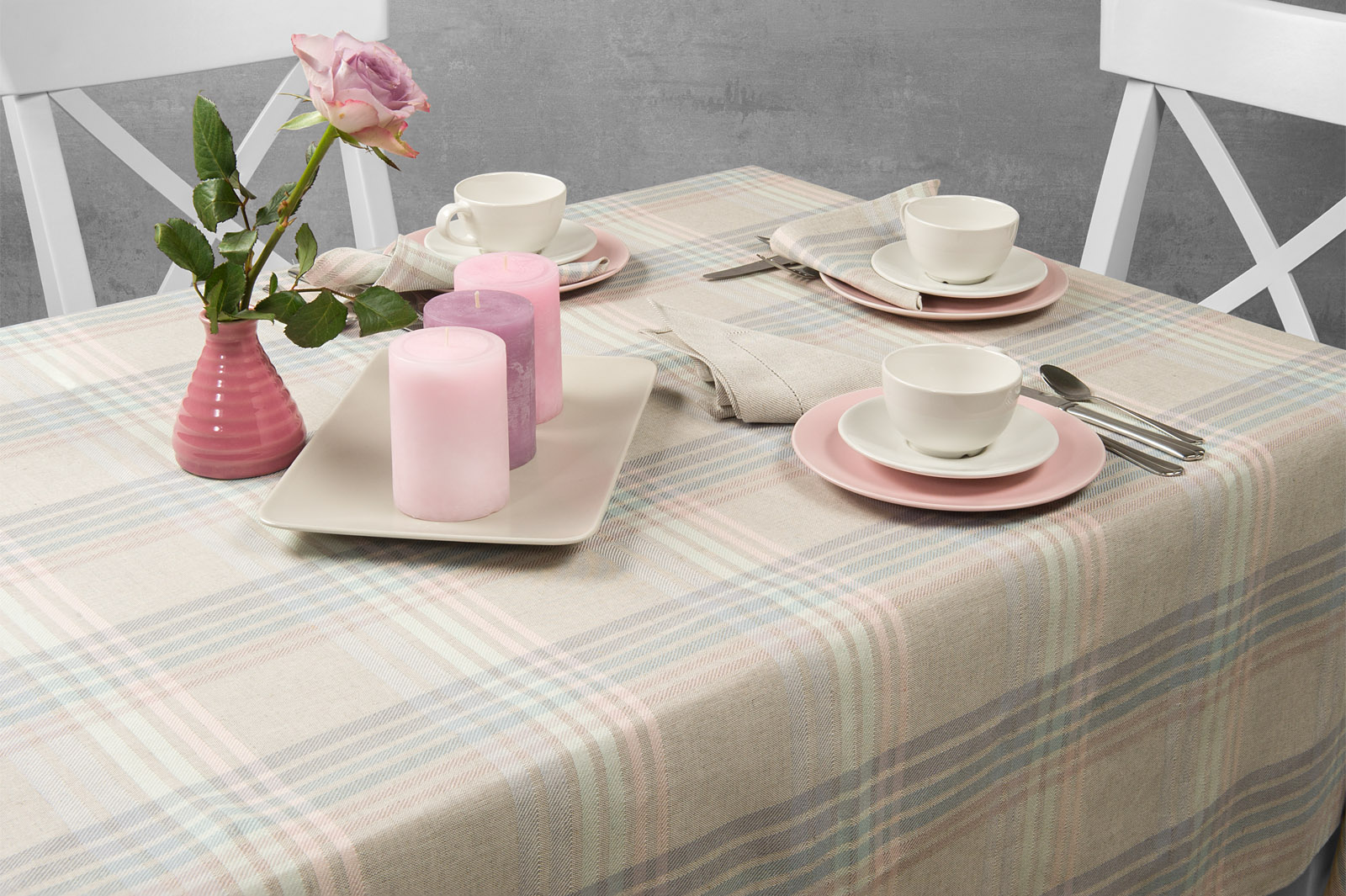 DELTA lniany obrus w pastelowe paski