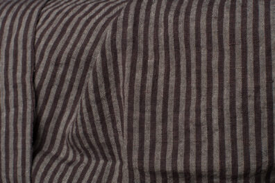 Brązowa w paski tkanina lniano - wełniana