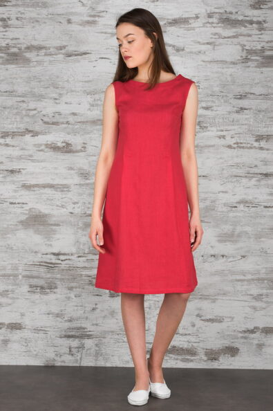 Lniana malinowa sukienka.