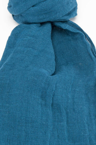 Turkusowy lniany szalik.