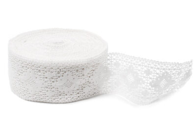 Biała koronka lniana nr 42