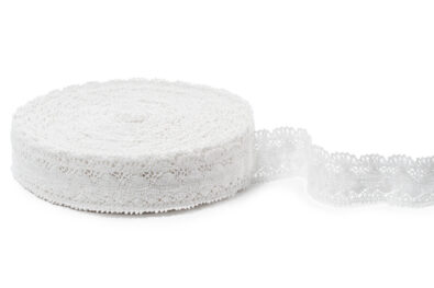 Biała koronka lniana nr 39