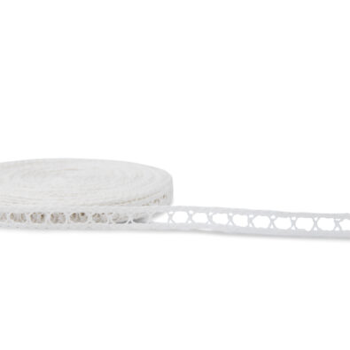 Wąska koronka z białego lnu Nr. 67