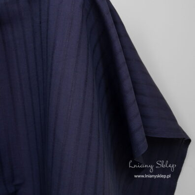 Lniano - bawełniana tkanina granatowa w paski.