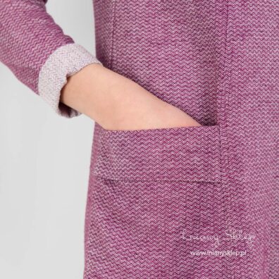 Sukienka fioletowa w bordo lniana. Duże kieszenie z klapą.