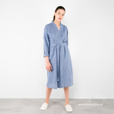 Lniany damski szlafrok w paski niebieskie. Kieszenie.