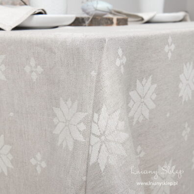 Lniano – bawełniany obrus w stylizowane gwiazdy.