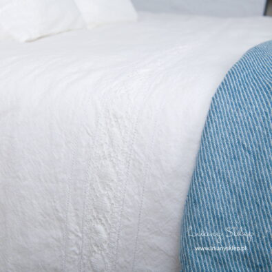 Biała poszwa na kołdrę. Lniana koronka.