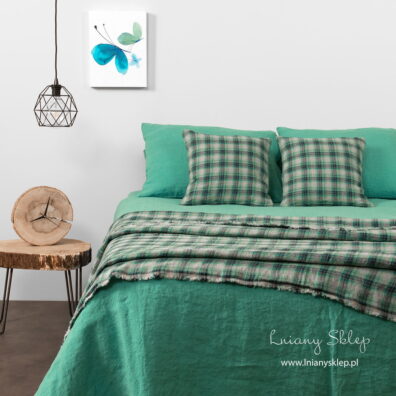 Jaskrawa zielona pościel lniana dekatyzowana „Motyl”.